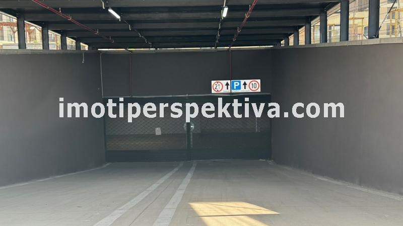 Na sprzedaż  Garaż Plowdiw , Trakija , 30 mkw | 52532620 - obraz [4]