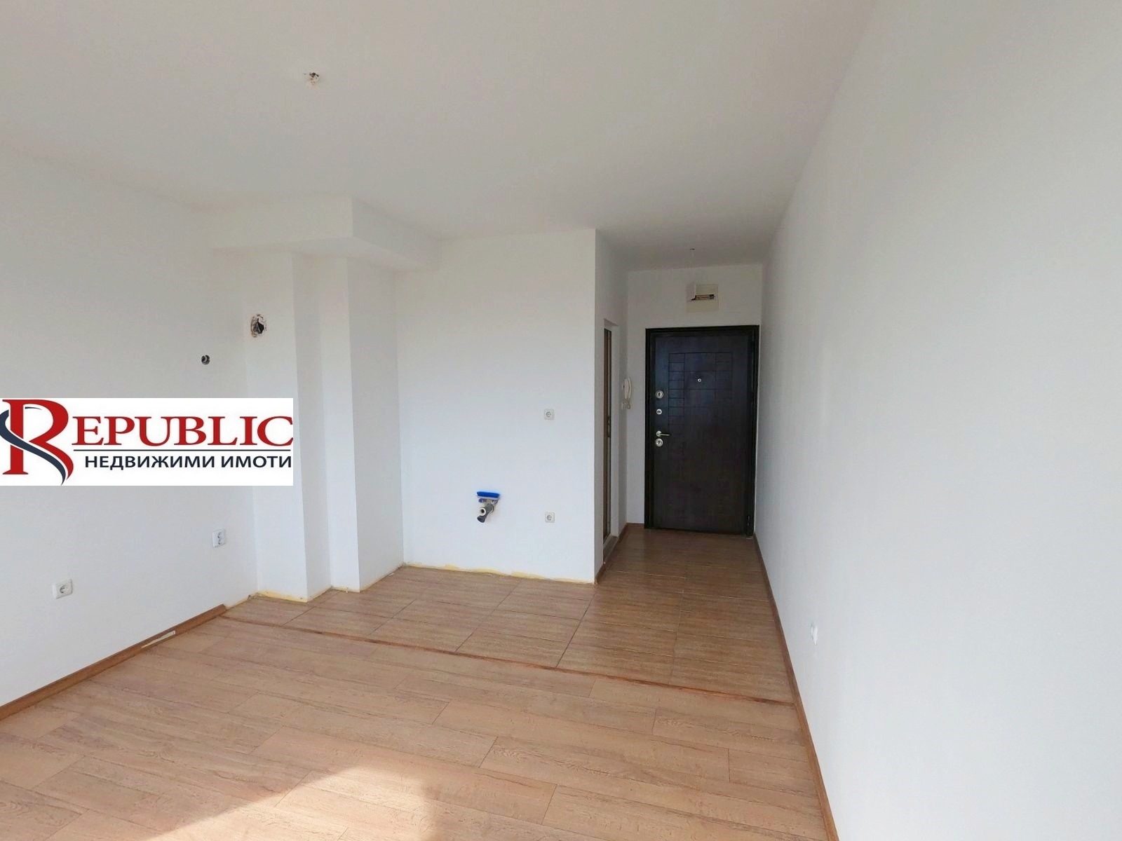 Продава 1-СТАЕН, гр. Варна, Галата, снимка 2 - Апартаменти - 56329900