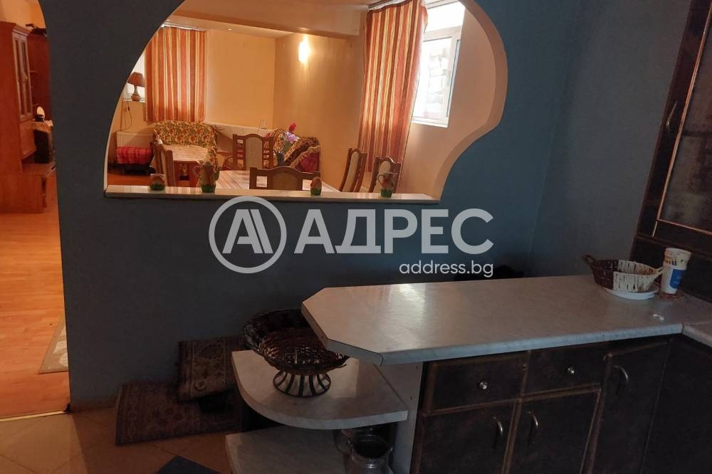 Продава КЪЩА, с. Триводици, област Пловдив, снимка 9 - Къщи - 53601887