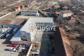 Průmyslová budova Branipole, oblast Plovdiv 2