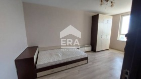 1 quarto Liatno kino Trakiia, Varna 6
