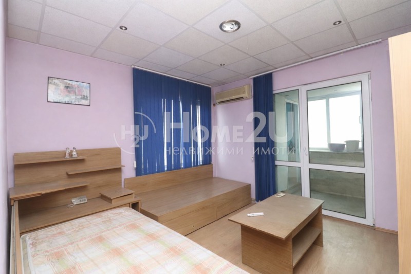 Продава ЕТАЖ ОТ КЪЩА, гр. Пловдив, Прослав, снимка 5 - Етаж от къща - 53226768