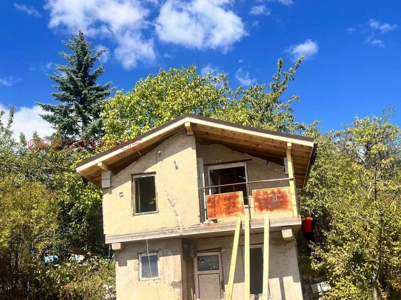 Продава КЪЩА, гр. София, с. Желява