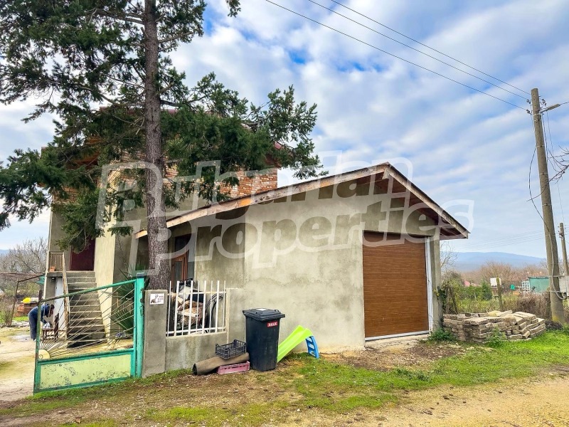 Продава КЪЩА, с. Дюлино, област Варна