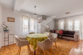 Продава 3-стаен град София Хладилника - [1] 