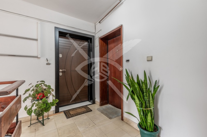 Till salu  2 sovrum Sofia , Hladilnika , 100 kvm | 87582779 - bild [12]