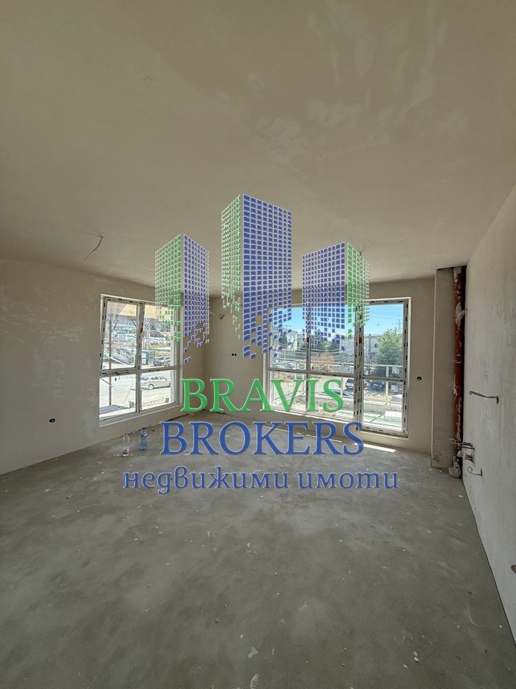 Продава  3-стаен град Варна , Възраждане 3 , 83 кв.м | 54203031