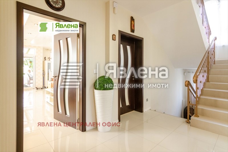 Продава КЪЩА, гр. Банкя, област София-град, снимка 17 - Къщи - 47441849