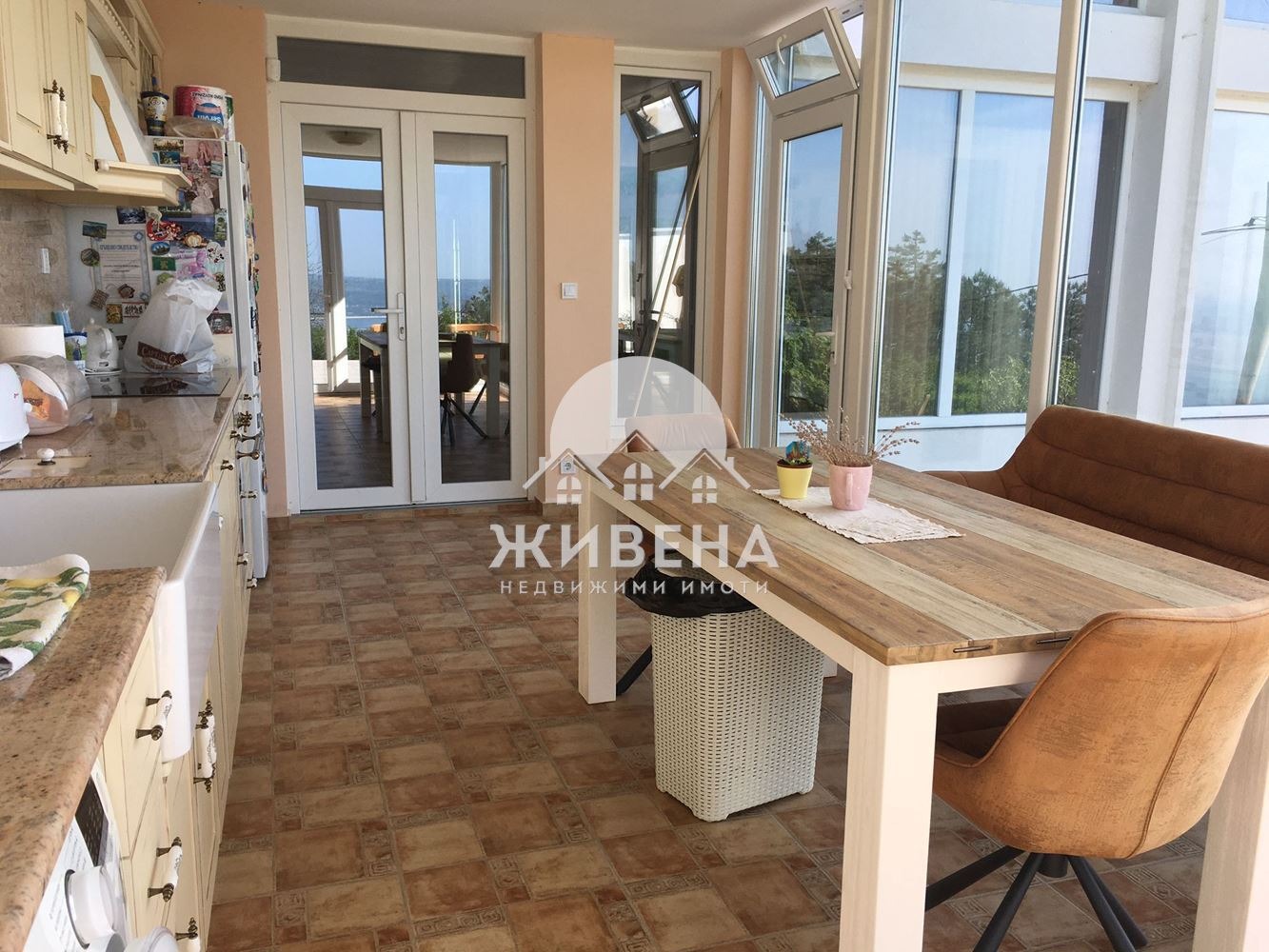 Продава КЪЩА, гр. Варна, м-т Акчелар, снимка 2 - Къщи - 43117102