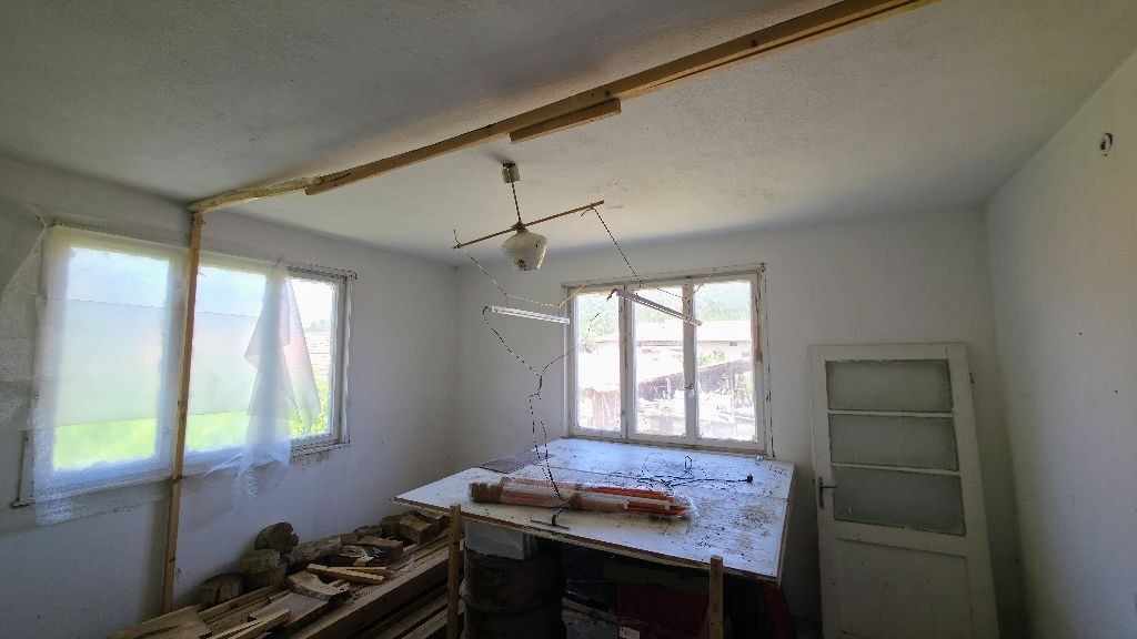 Продава КЪЩА, с. Драговищица, област Кюстендил, снимка 8 - Къщи - 56135670