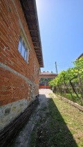 Продава КЪЩА, с. Драговищица, област Кюстендил, снимка 2