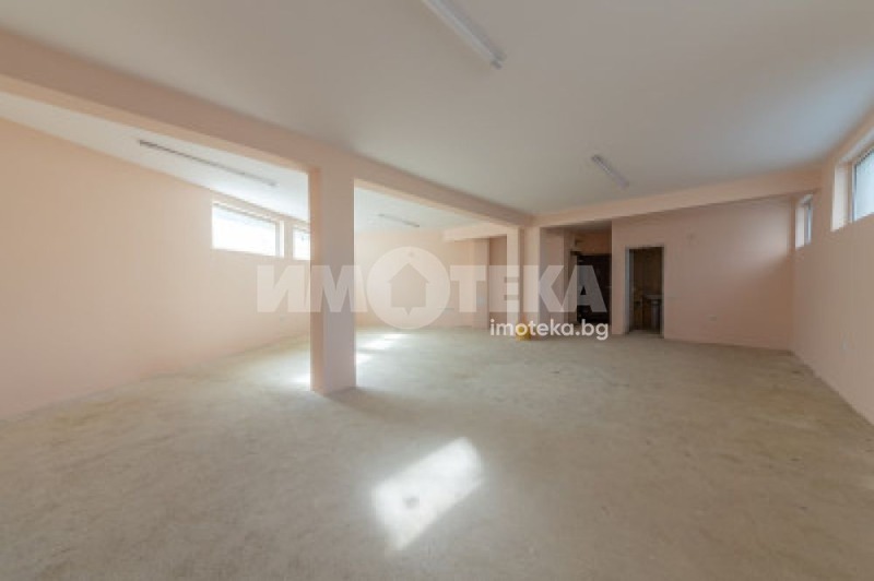 Продава ОФИС в град Варна, Левски 1 - 189 кв.м / 302 400 € » 591 442.99 лв., ИМОТЕКА