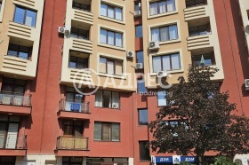 Estúdio Drujba 2, Sofia 10