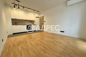 Продава 3-стаен град София Малинова долина - [1] 