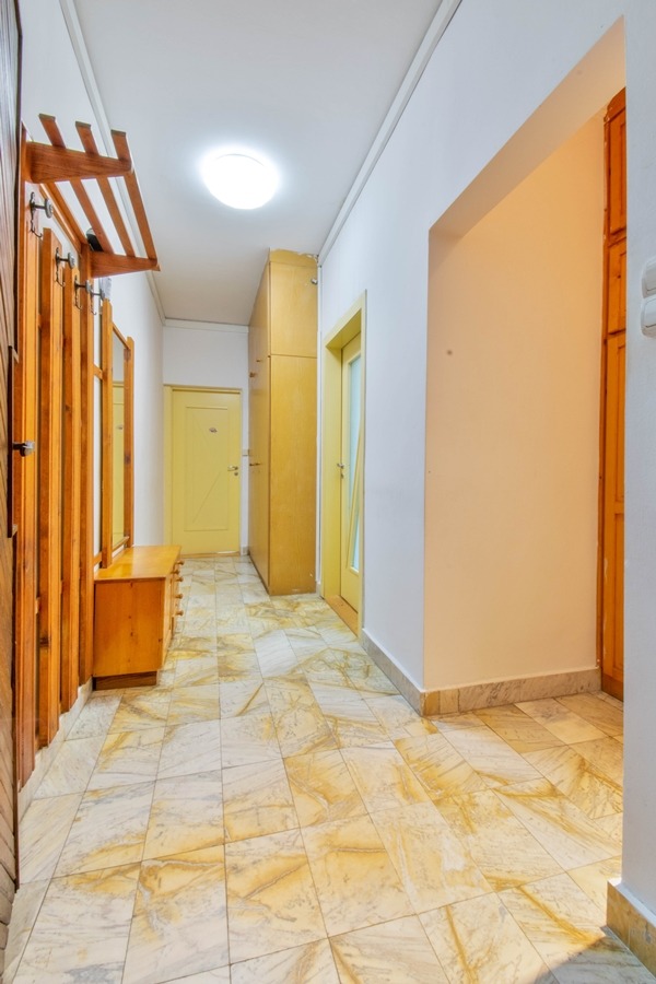 Продава 2-СТАЕН, гр. Пловдив, Център, снимка 8 - Апартаменти - 54567634