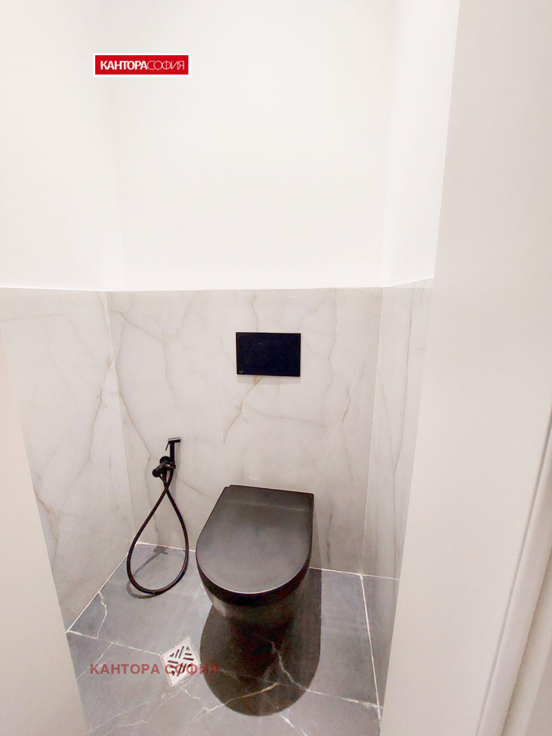 Продава ОФИС, гр. София, Център, снимка 8 - Офиси - 53105907