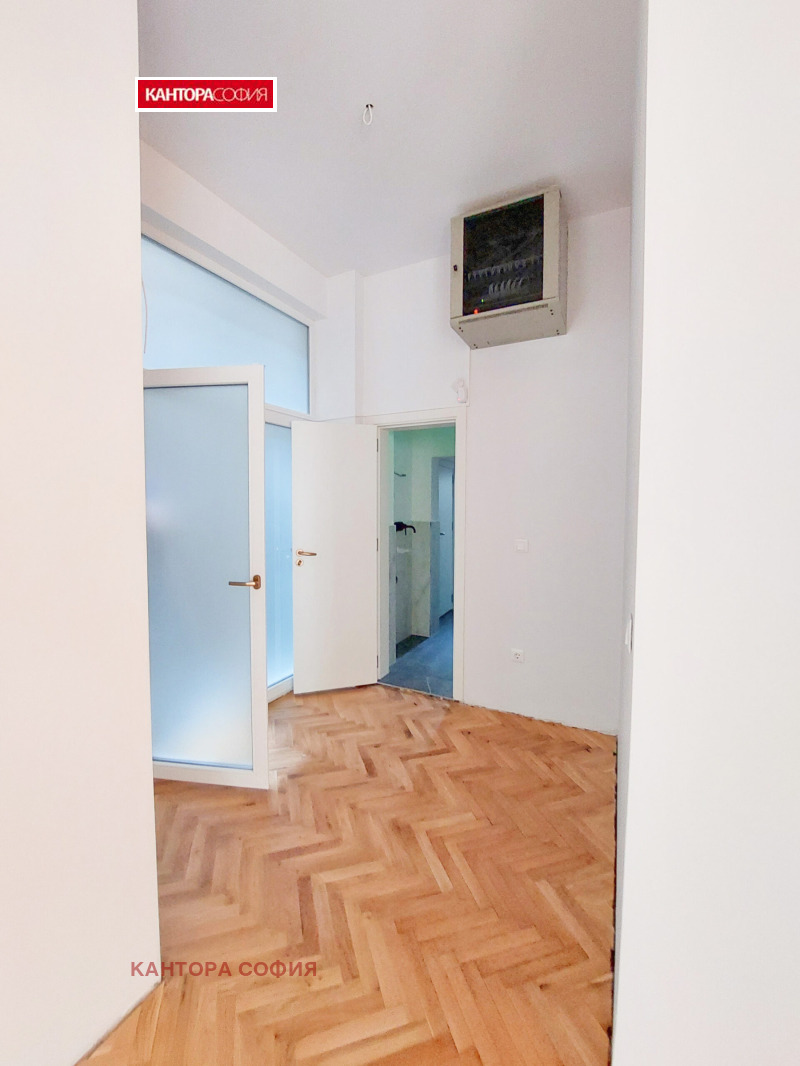 Продава ОФИС, гр. София, Център, снимка 6 - Офиси - 53105907