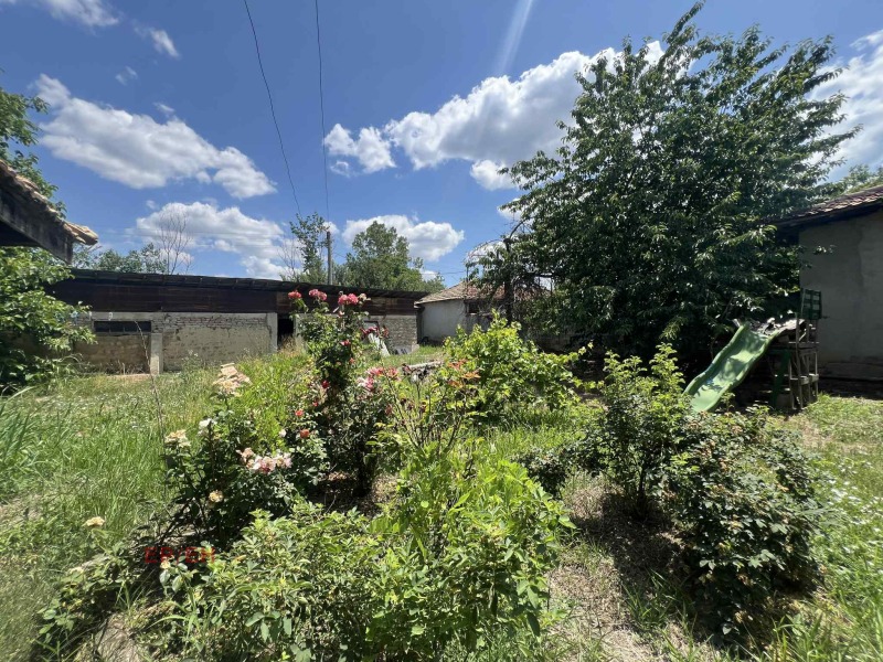 Продава  Къща област Шумен , с. Драгоево , 100 кв.м | 40405807 - изображение [11]
