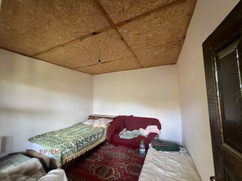 Продава  Къща област Шумен , с. Драгоево , 100 кв.м | 40405807 - изображение [2]