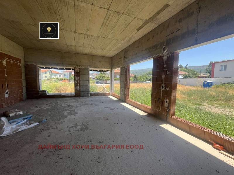 Προς πώληση  σπίτι περιοχή Plovdiv , Παρβενετσ , 255 τ.μ | 61502354