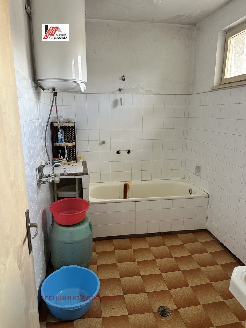 Продава КЪЩА, гр. Кърджали, Байкал, снимка 11 - Къщи - 53522951