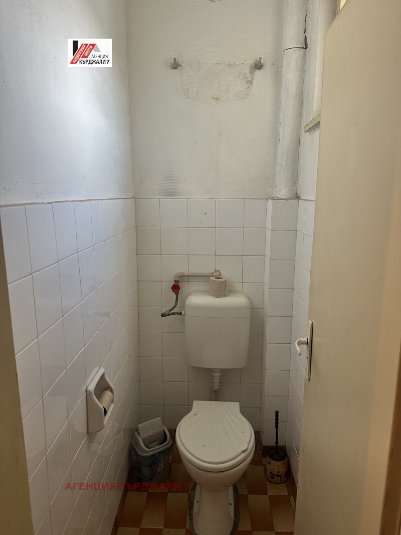 Продава КЪЩА, гр. Кърджали, Байкал, снимка 10 - Къщи - 53522951