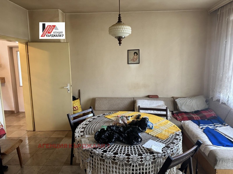 Продава КЪЩА, гр. Кърджали, Байкал, снимка 9 - Къщи - 53522951