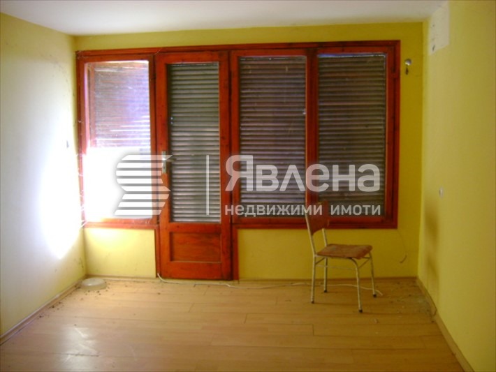 Продава КЪЩА, гр. Балчик, област Добрич, снимка 3 - Къщи - 55533378