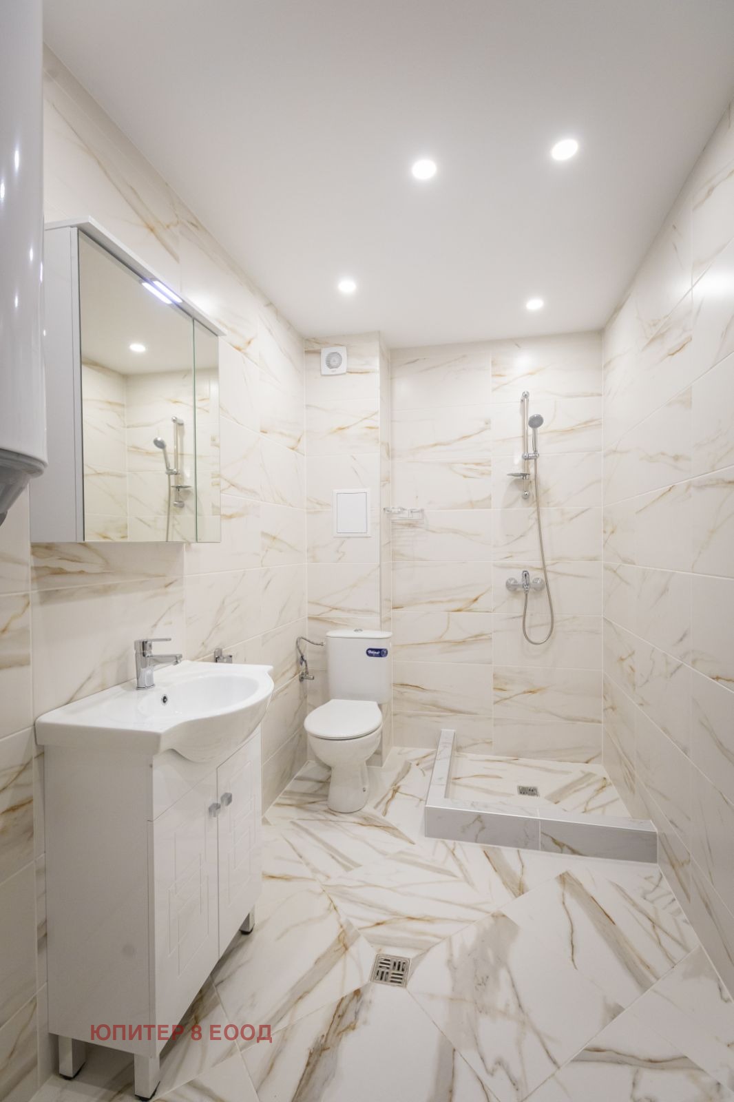 Продава 4-СТАЕН, гр. София, Център, снимка 7 - Апартаменти - 56213612