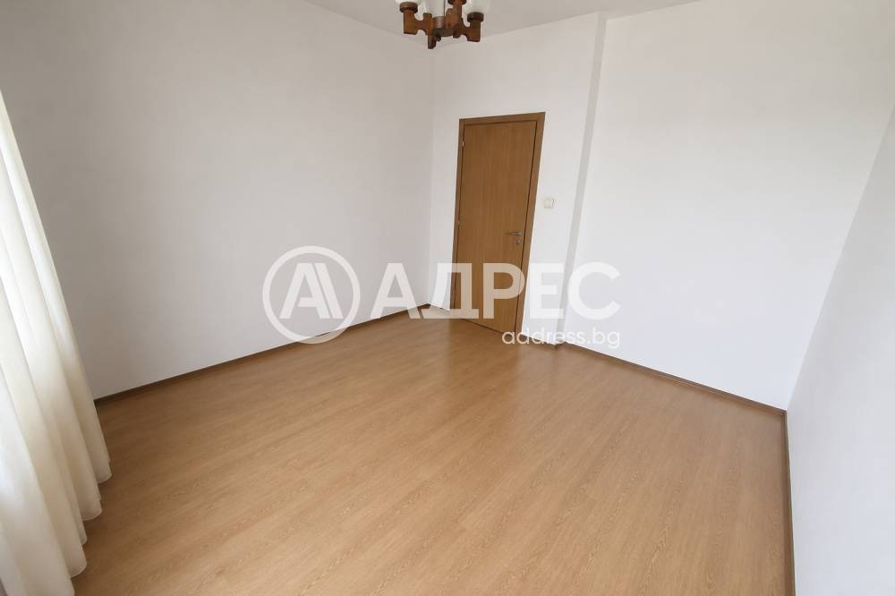 Продава ЕТАЖ ОТ КЪЩА, гр. София, Редута, снимка 2 - Етаж от къща - 55653151