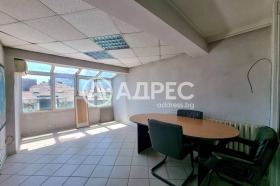 3-стаен град София, Медицинска академия