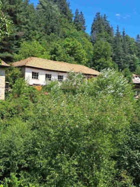 Magazzinaggio Arda, regione Smolyan 1