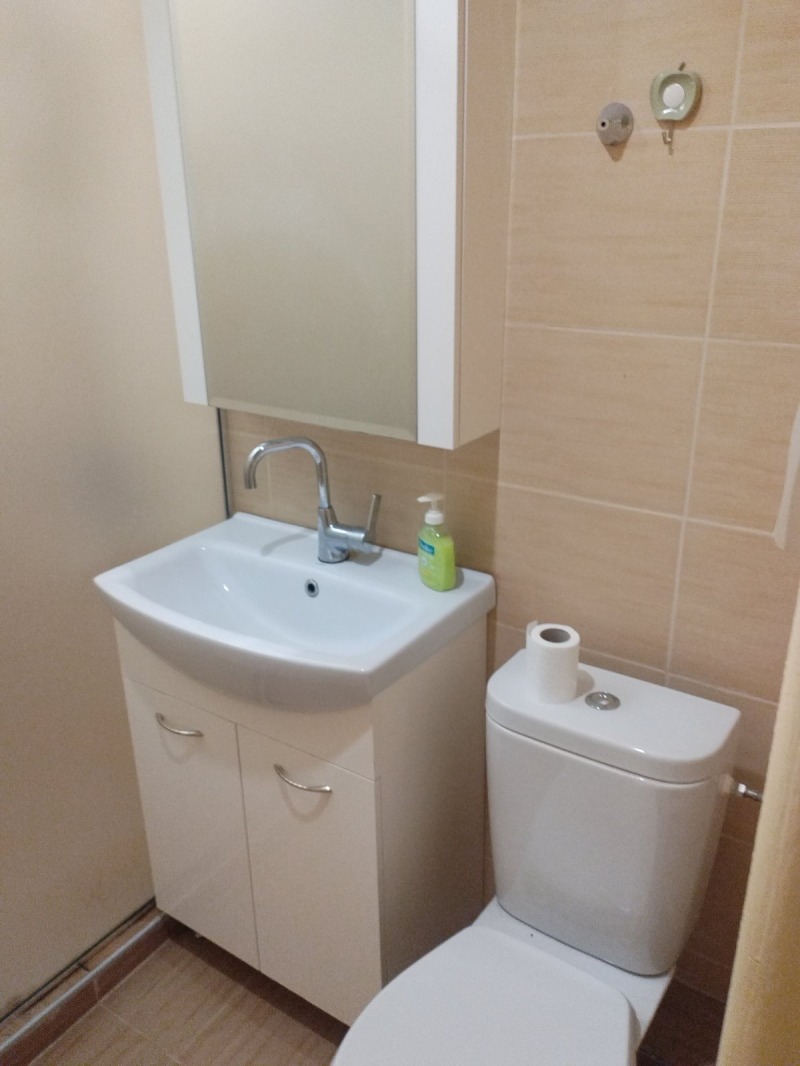 De vânzare  1 dormitor Sofia , Nadejda 1 , 68 mp | 99739431 - imagine [11]