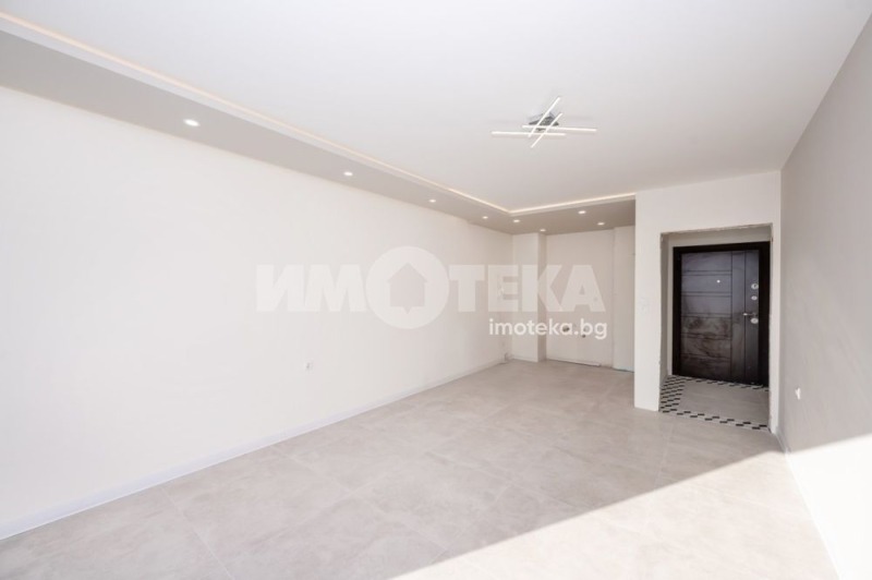 À venda  1 quarto Plovdiv , Hristo Smirnenski , 90 m² | 68169773