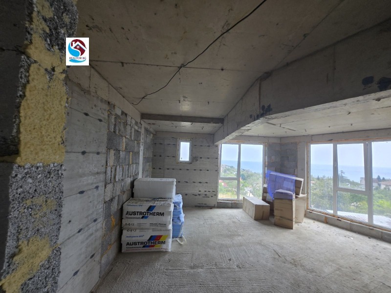 Til salgs  Hus Varna , m-t Manastirski rid , 370 kvm | 25903390 - bilde [3]