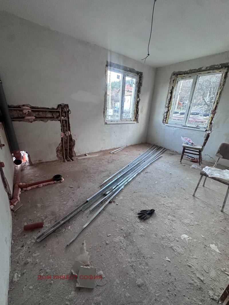 Продава КЪЩА, гр. Перник, Калкас, снимка 4 - Къщи - 53132378