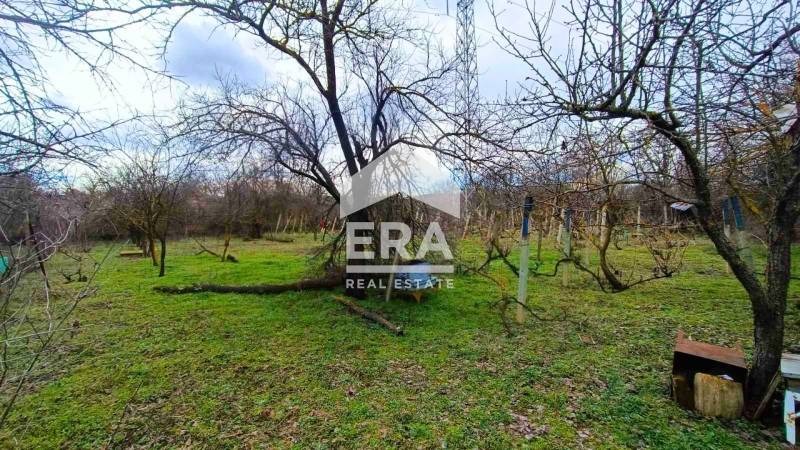 Продава КЪЩА, гр. Търговище, Вилна зона, снимка 2 - Къщи - 54133839