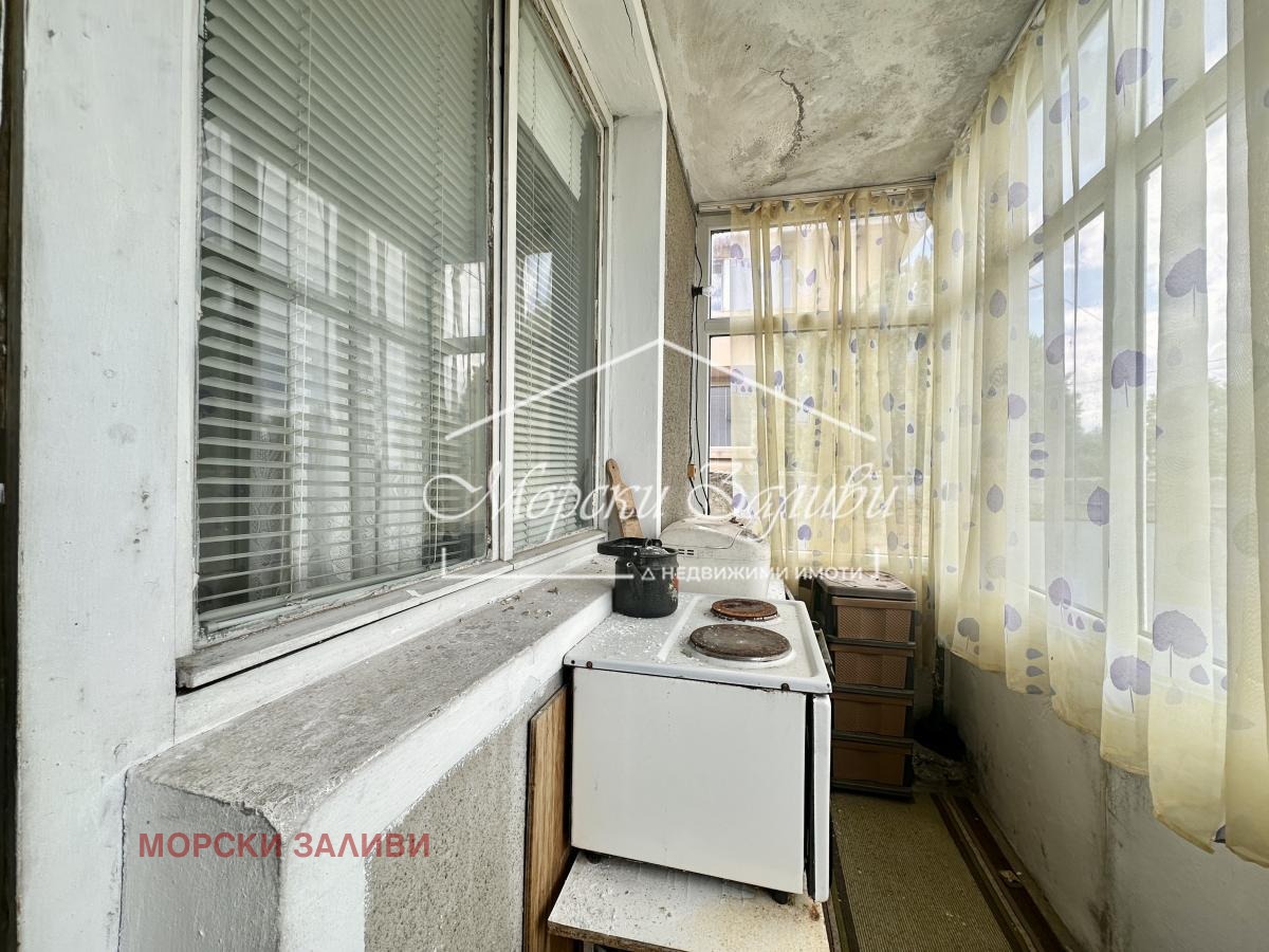 Продава КЪЩА, гр. Поморие, област Бургас, снимка 3 - Къщи - 55463476
