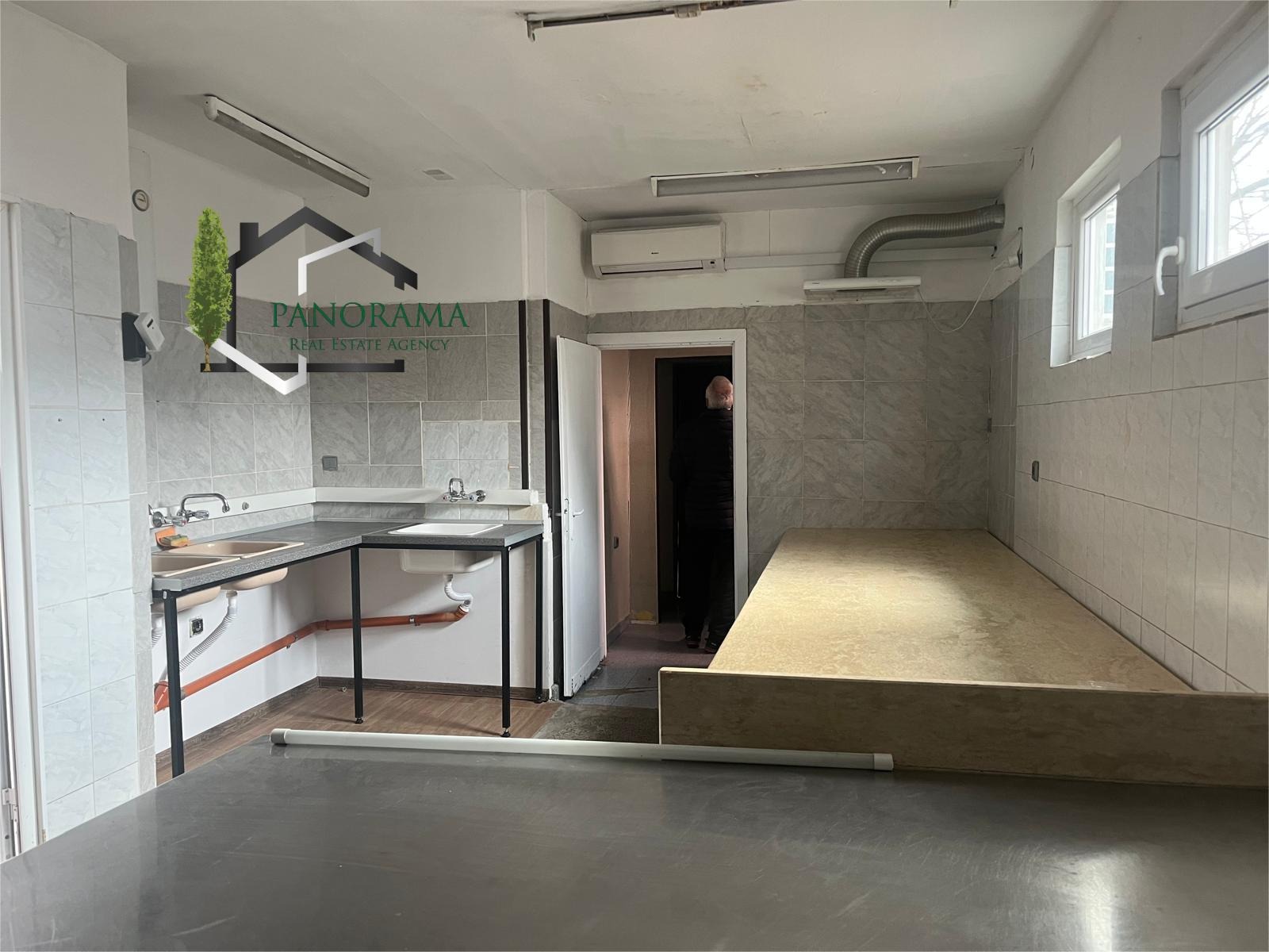 Продава ПРОМ. ПОМЕЩЕНИЕ, гр. Шумен, Добруджански, снимка 5 - Производствени сгради - 53796920