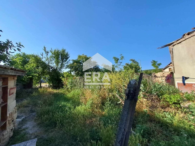 Продава КЪЩА, гр. Суворово, област Варна, снимка 2 - Къщи - 55996177