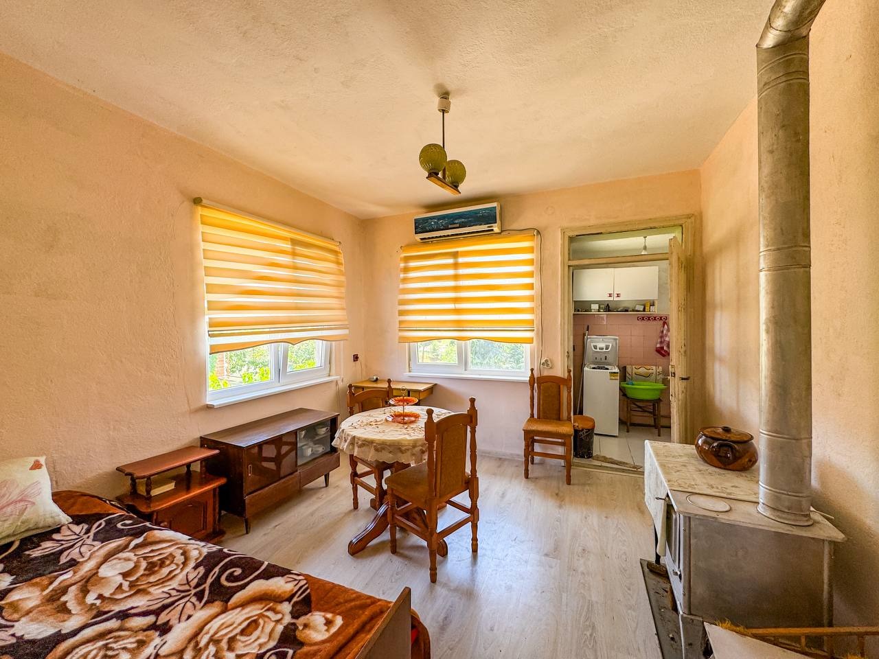 Продава КЪЩА, гр. Средец, област Бургас, снимка 2 - Къщи - 52074743