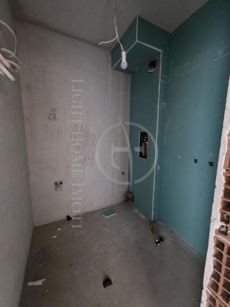 En venta  1 dormitorio Plovdiv , Trakiya , 61 metros cuadrados | 46035794 - imagen [7]