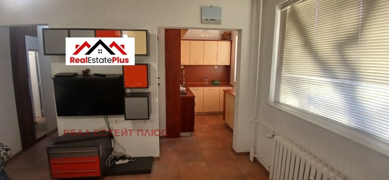 Продава 2-СТАЕН, гр. Плевен, Широк център, снимка 3 - Апартаменти - 52535733