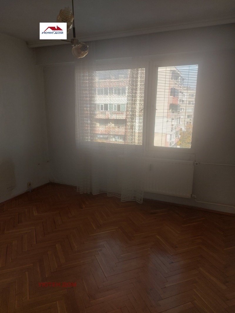 De vânzare  3 dormitoare Șumen , Dobrudjansci , 94 mp | 36957383