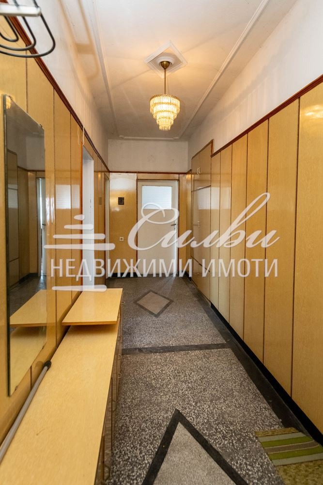 Продава  Многостаен град Шумен , Военно училище , 142 кв.м | 78245529 - изображение [12]