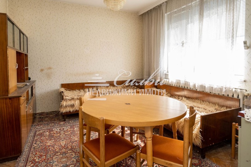 Продава  Многостаен град Шумен , Военно училище , 142 кв.м | 78245529 - изображение [2]