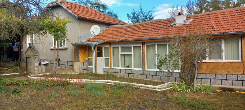 Продава КЪЩА, област Стара Загора, с. Ръжена • 85000 лв. / 43459.81 € • 10015275 1