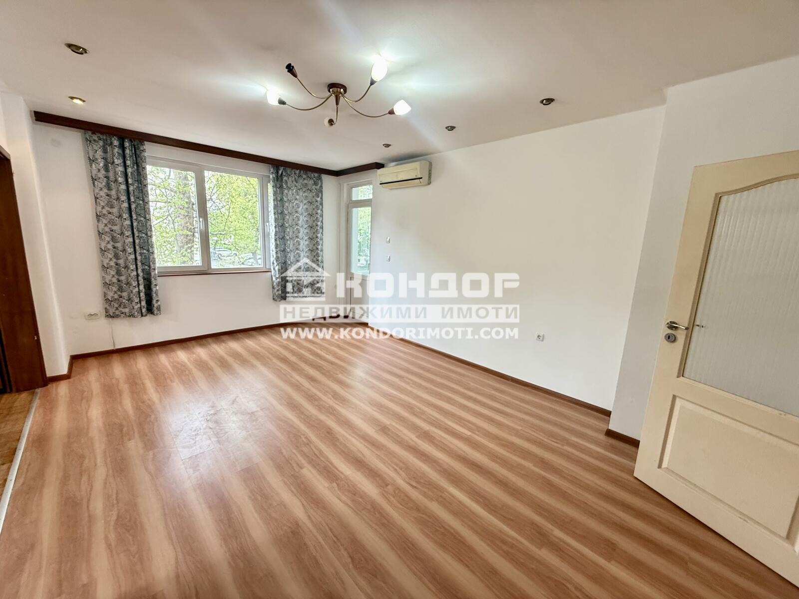 Продава 3-СТАЕН, гр. Пловдив, Кючук Париж, снимка 5 - Апартаменти - 54287078