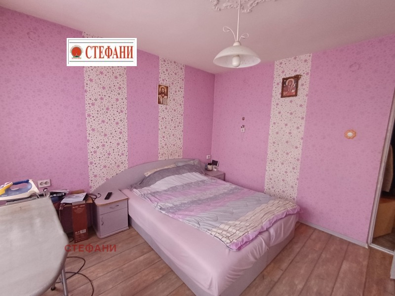 Продава ЕТАЖ ОТ КЪЩА в град Русе, Родина 2 - 100 кв.м / 194 900 € » 381 191.27 лв., СТЕФАНИ