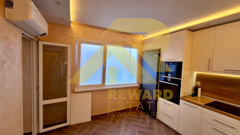 Продава  3-стаен град София , Връбница 1 , 88 кв.м | 99473859 - изображение [2]